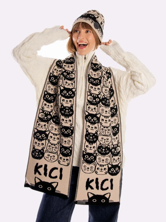 szalik-kici-2.webp